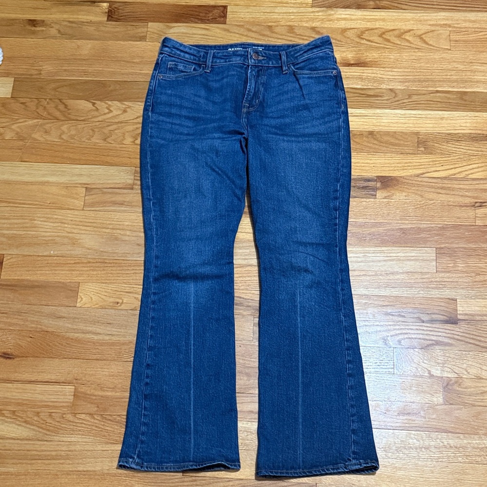 Extra high-rise flare jeans